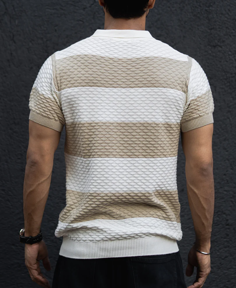 Off White Structured Striped Regular Half Sleeves T Shirt - Image 4